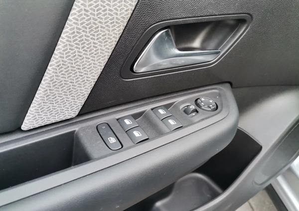 Citroen C4 cena 87900 przebieg: 10000, rok produkcji 2021 z Orzesze małe 562
